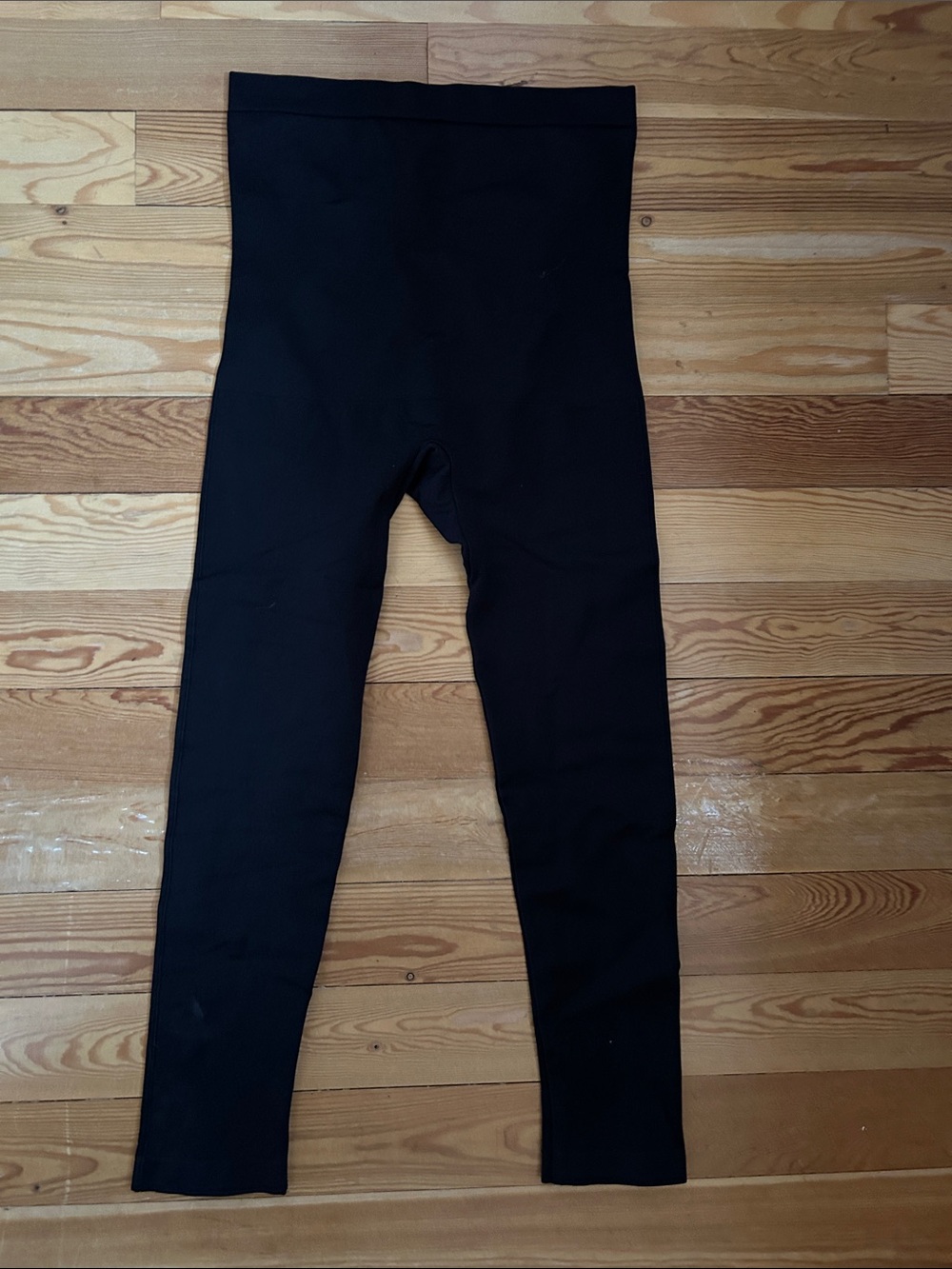 Underoutfit Black Shaper Leggings - Classic Stretch Bottoms